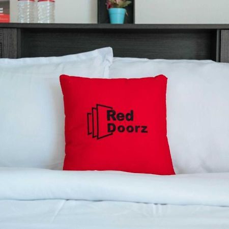 Reddoorz Plus Near Mango Avenue Cebu Ngoại thất bức ảnh